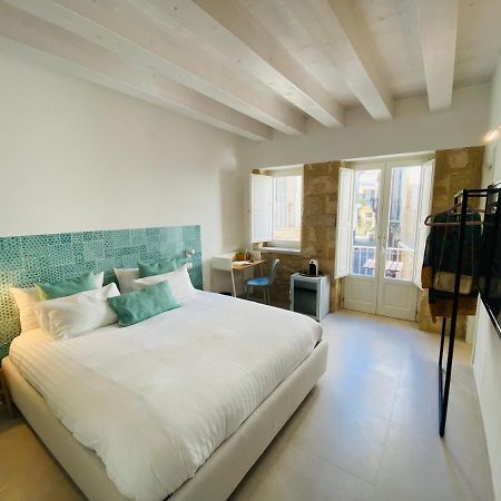 Residence Le Tre Grazie - Appartamento Talia Syracuse ภายนอก รูปภาพ